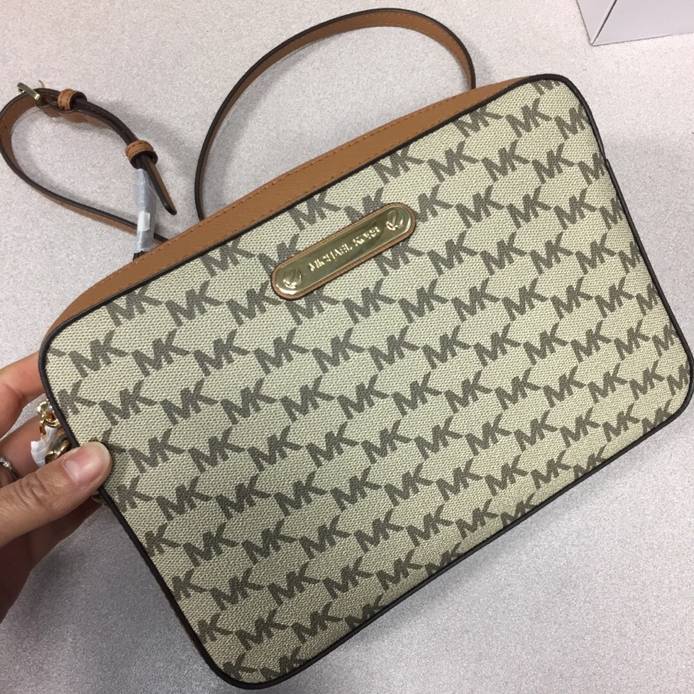 Michael Kors Signature coated canvas Crossbody Bag